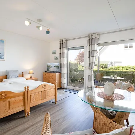 Str90a Haus Diana F *